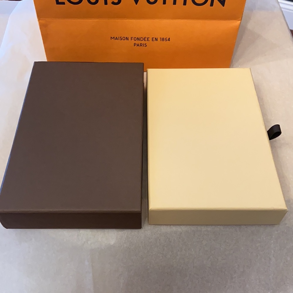 Louis Vuitton Bundle - image 4